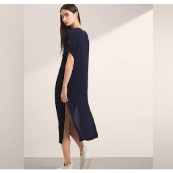 Aritzia Babaton Navy V-Neck Short Sleeve Maxi Dress Side Slit Size L - Picture 2 of 10
